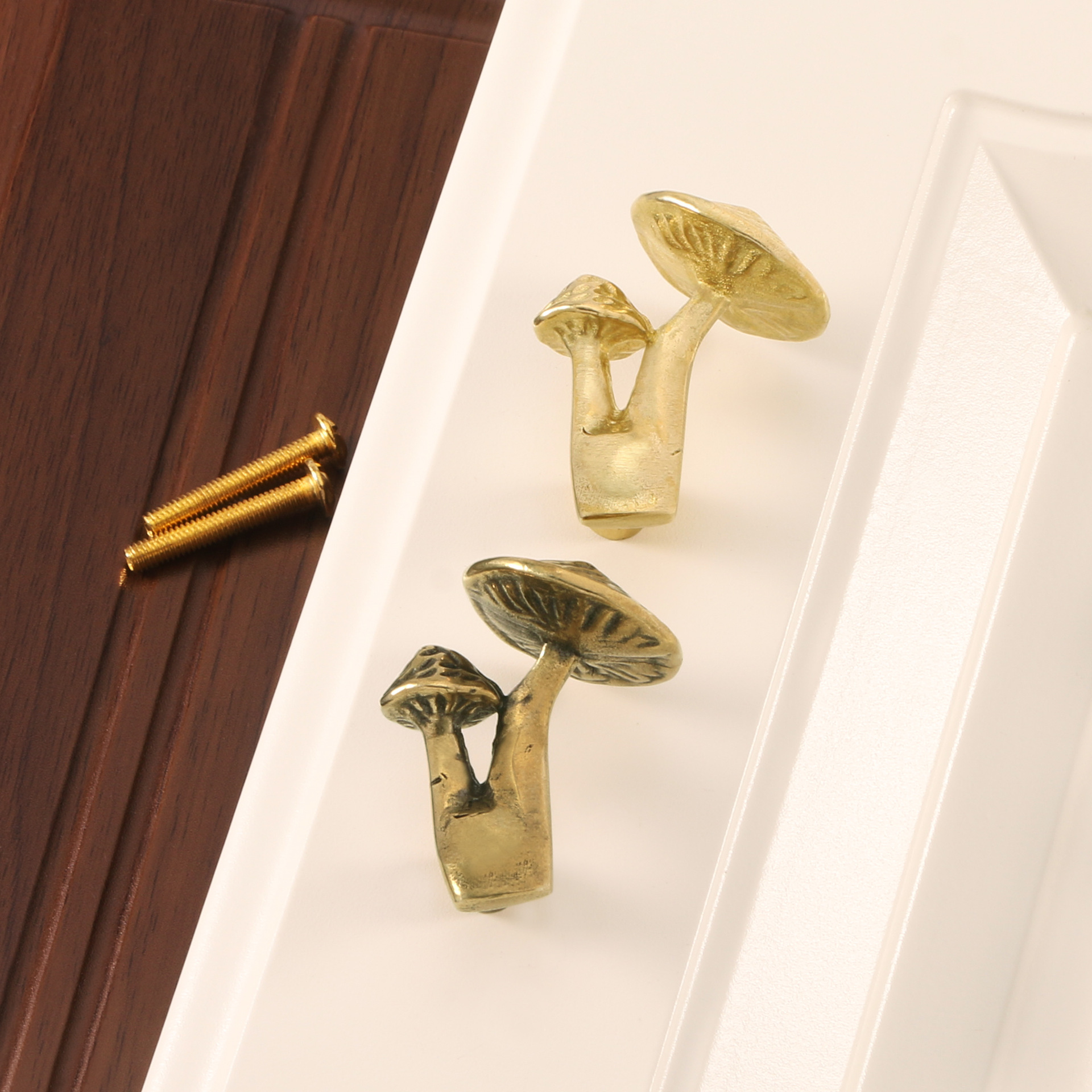 Vintage Furniture Hardware Pulls - 1pc Vintage Brass mushroom Knobs –