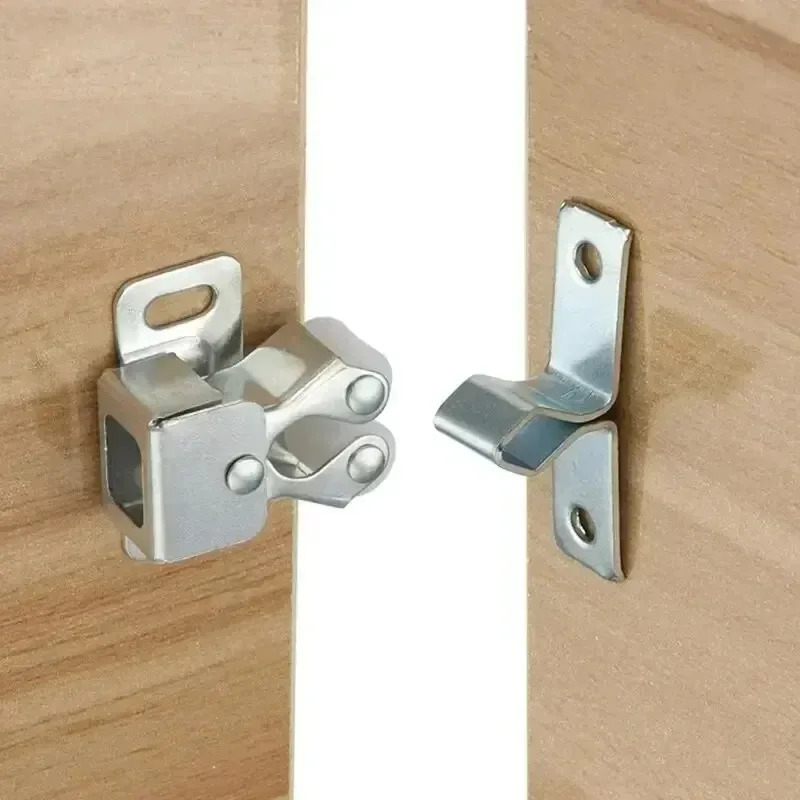 Magnetic Dual Wheel Spring Loc - Furniture Hardware Lowes recensie en prijs