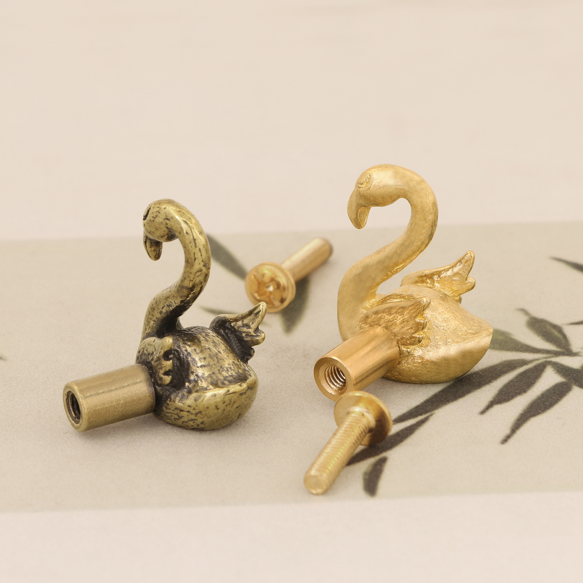 A Pair of Flamingo Door Handle - Vintage Furniture Hardware Pulls recensie en prijs